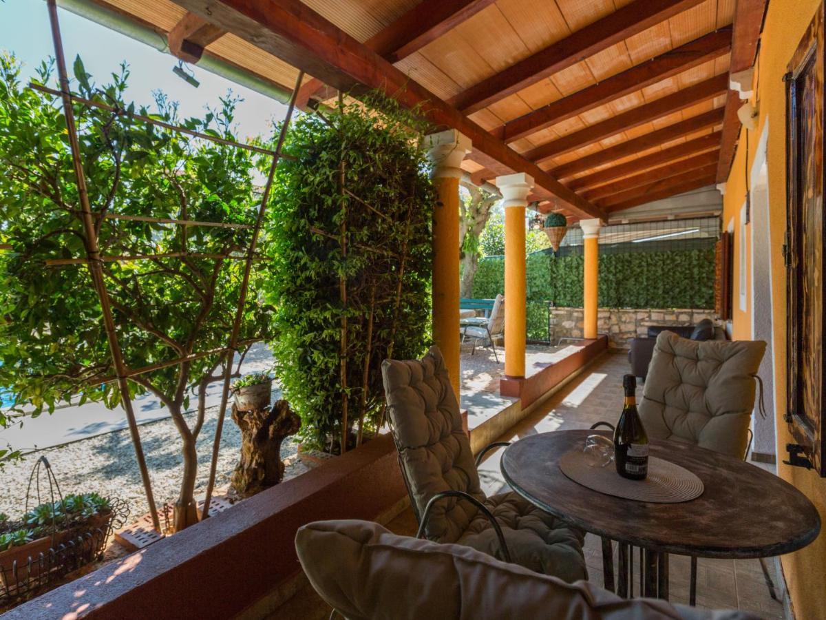 Holiday Home Villa Lucky By Interhome بروتونيغلا المظهر الخارجي الصورة